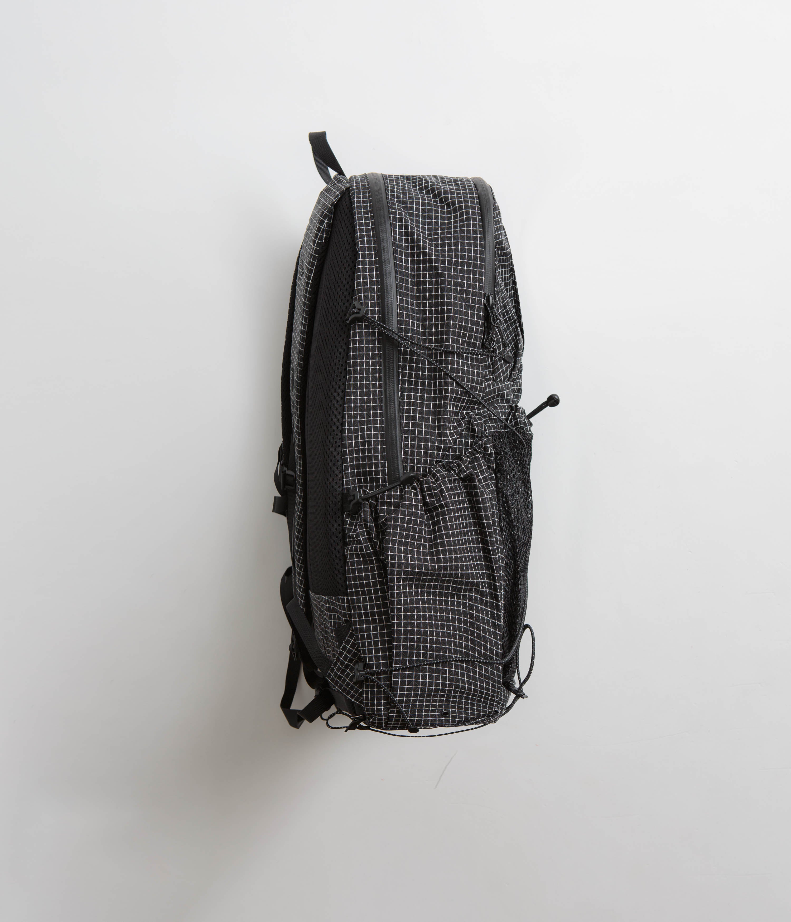 Cayl Sobaek Backpack - Grid Black