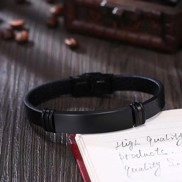 Personalizable PU-Leather Bracelet for Men in Black on Black